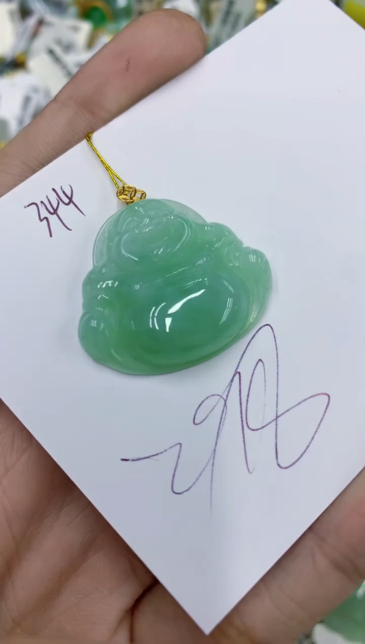 颈饰18K金镶嵌翡翠11111111111