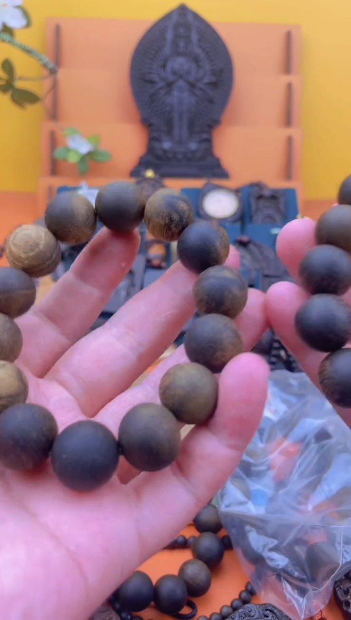 【闪购商品】贡木把件高端越南芽庄老白棋1.6