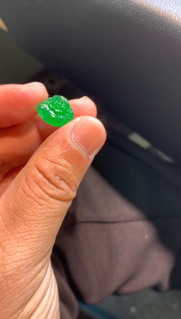 【闪购商品】翡翠颈饰未镶嵌财神