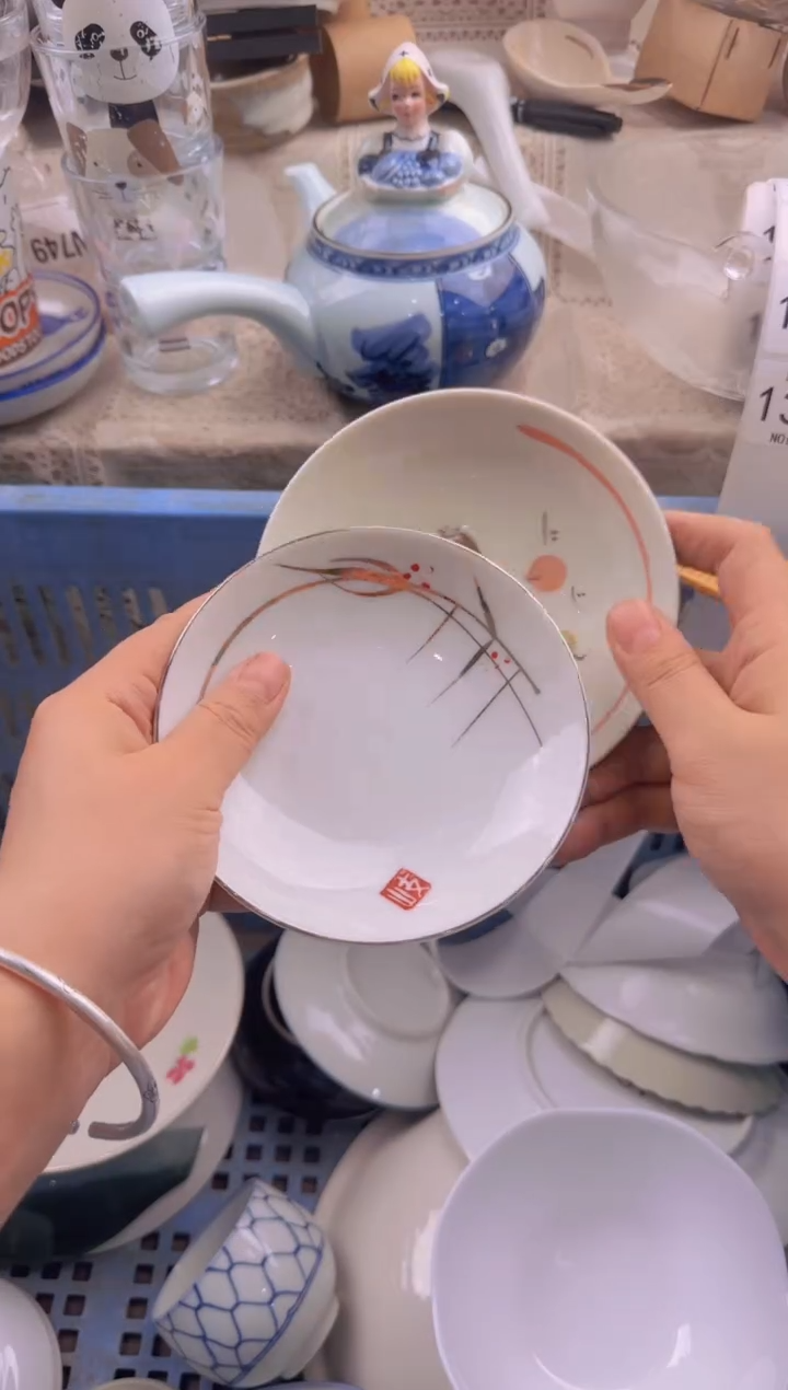 326默认微瑕，满20包邮。