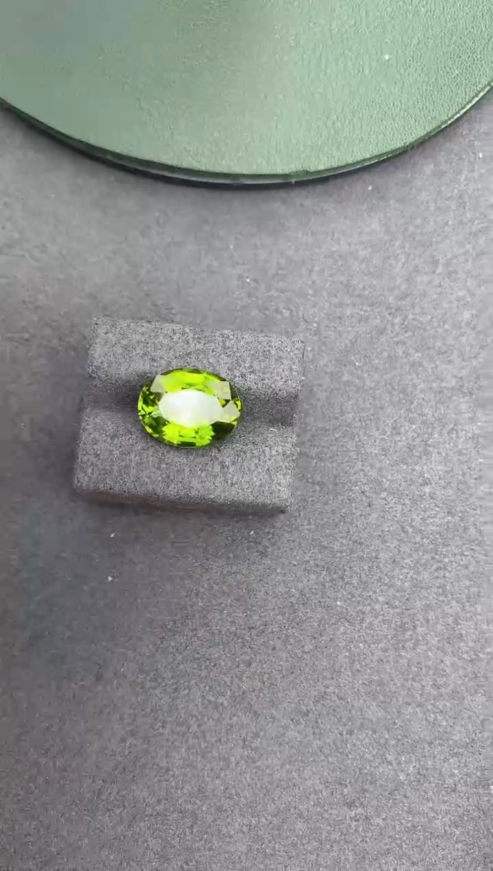 【闪购商品】橄榄石裸石未镶嵌7.2ct橄榄石