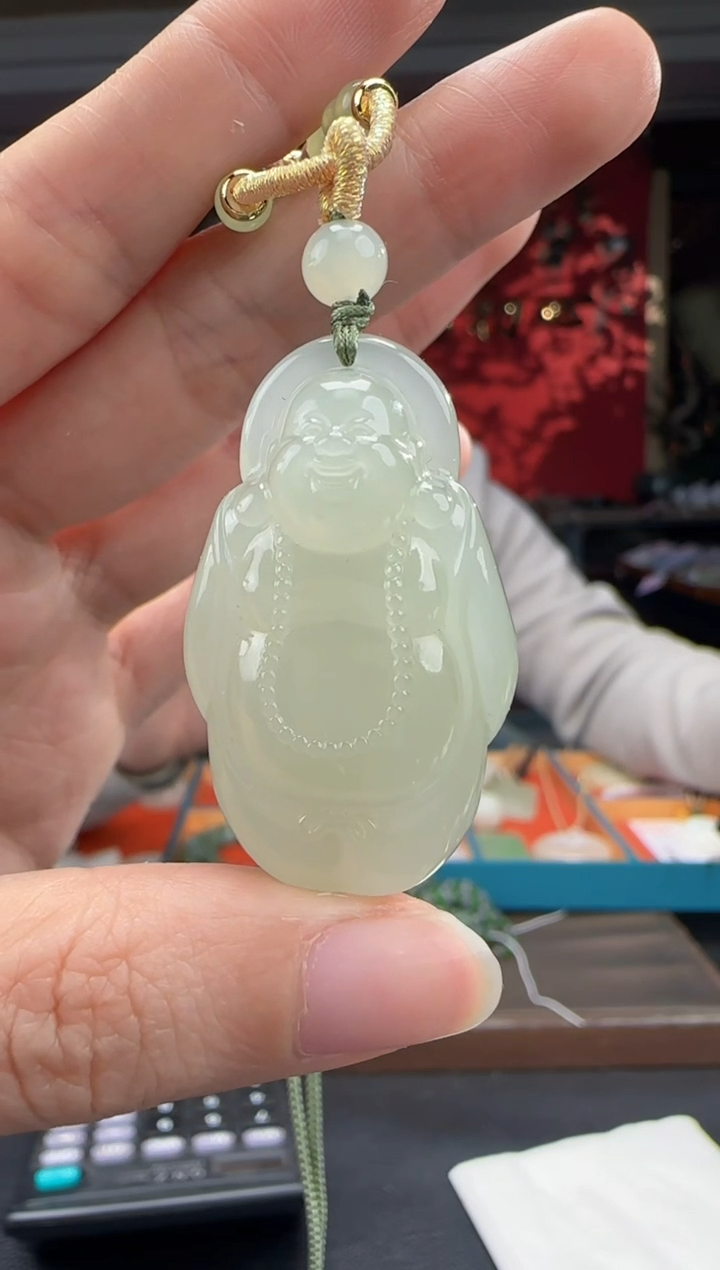 颈饰未镶嵌和田玉高冰晴佛公吊坠