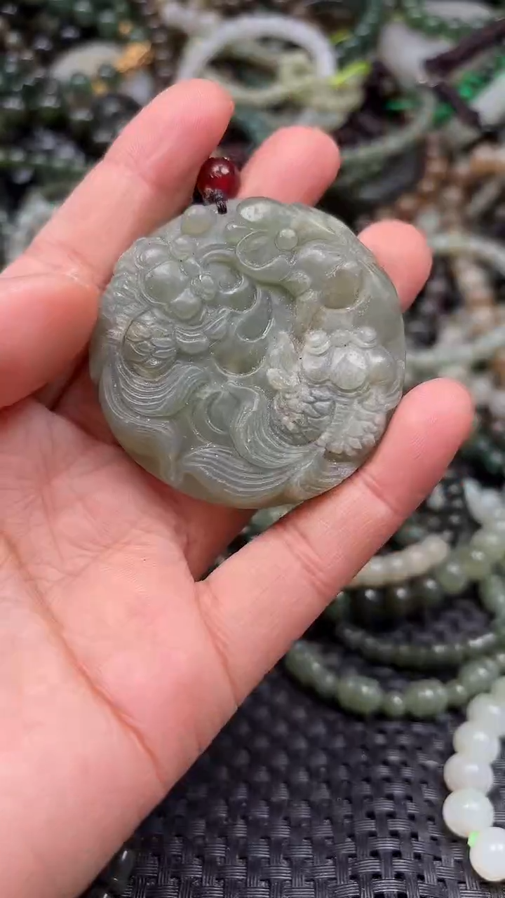 颈饰未镶嵌和田玉1