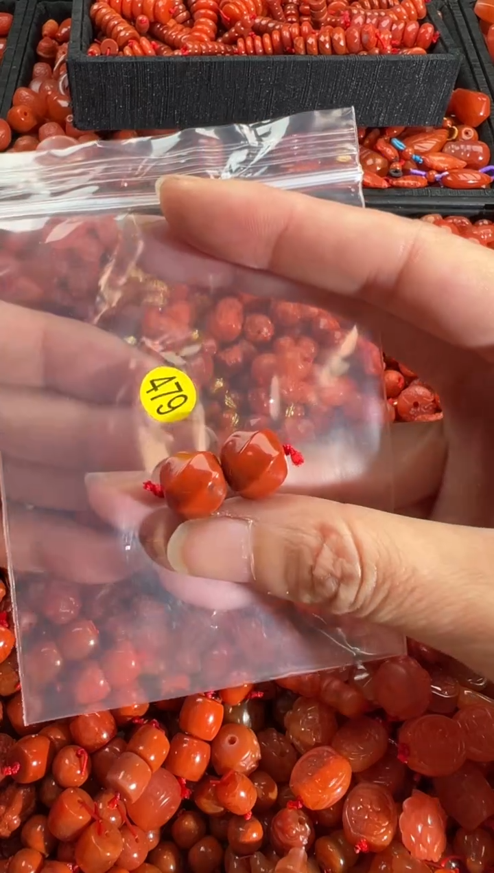 【闪购商品】南红玛瑙颈饰未镶嵌1