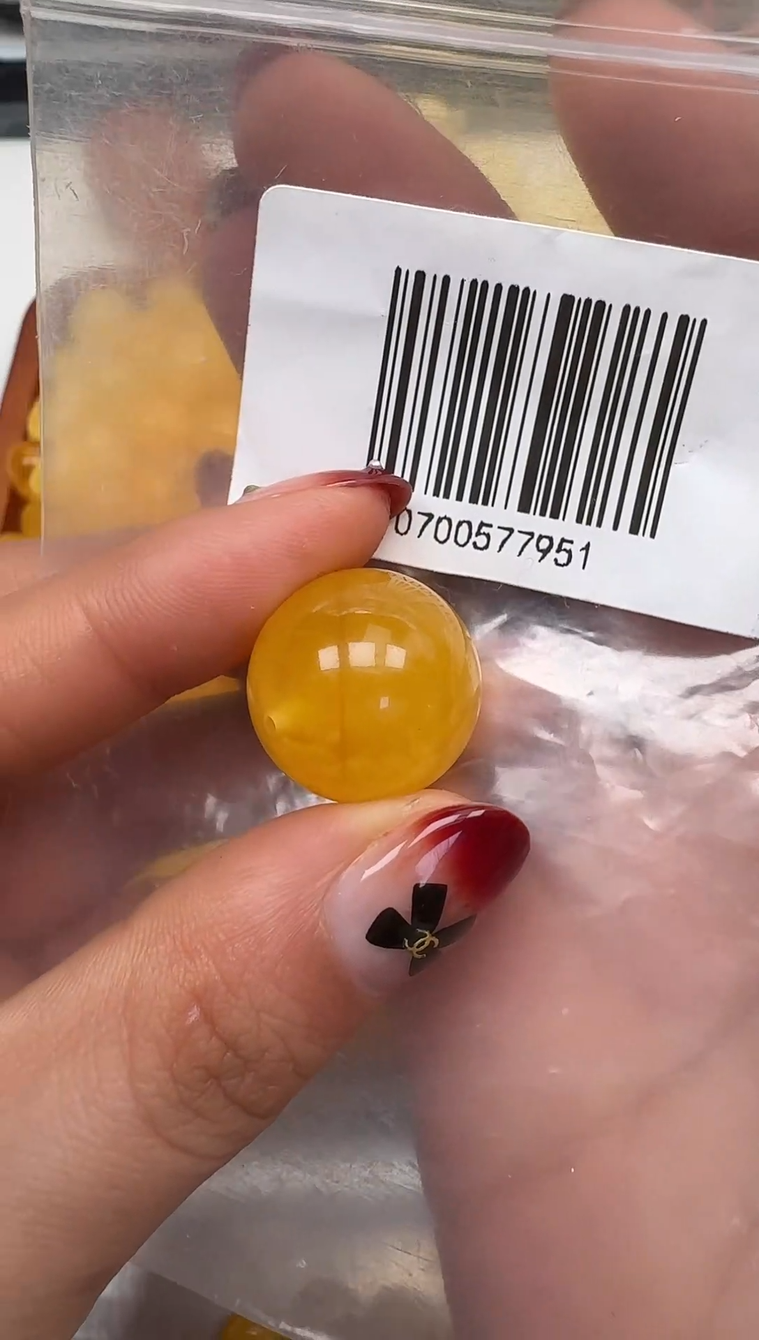 裸石琥珀未镶嵌如图微瑕