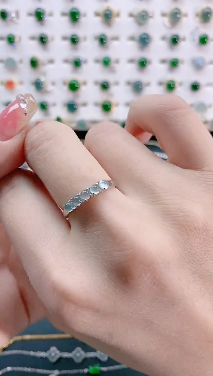 【闪购商品】翡翠戒指银S925镶嵌天然翡翠