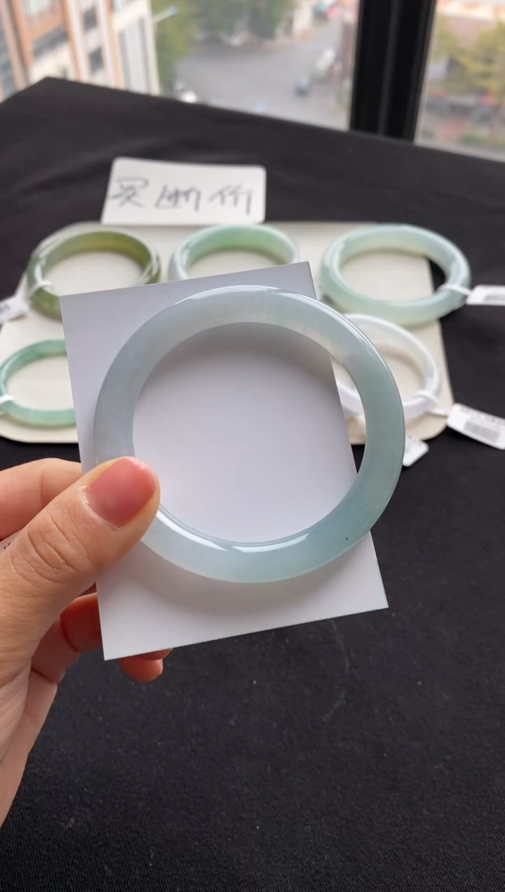 【闪购商品】翡翠手镯（圆镯）未镶嵌56圆条--不退不换