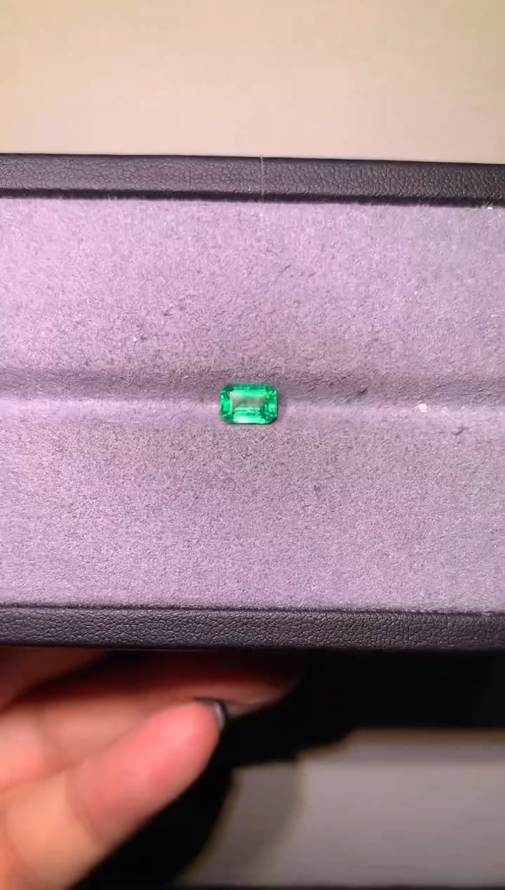 【闪购商品】祖母绿裸石未镶嵌1.05ctVVG微油VB吉尔德A220