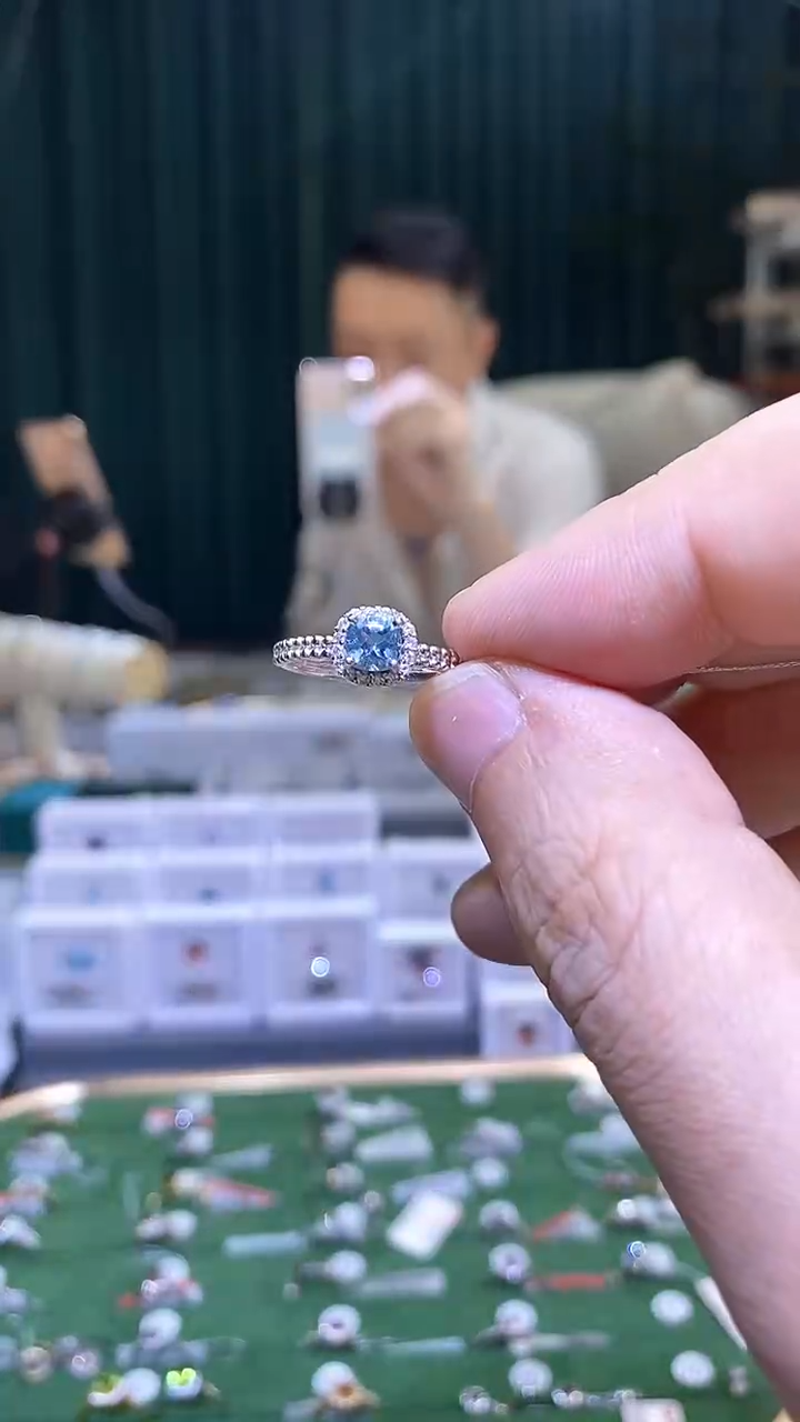 海蓝宝石戒指银S925镶嵌天然海蓝宝戒指