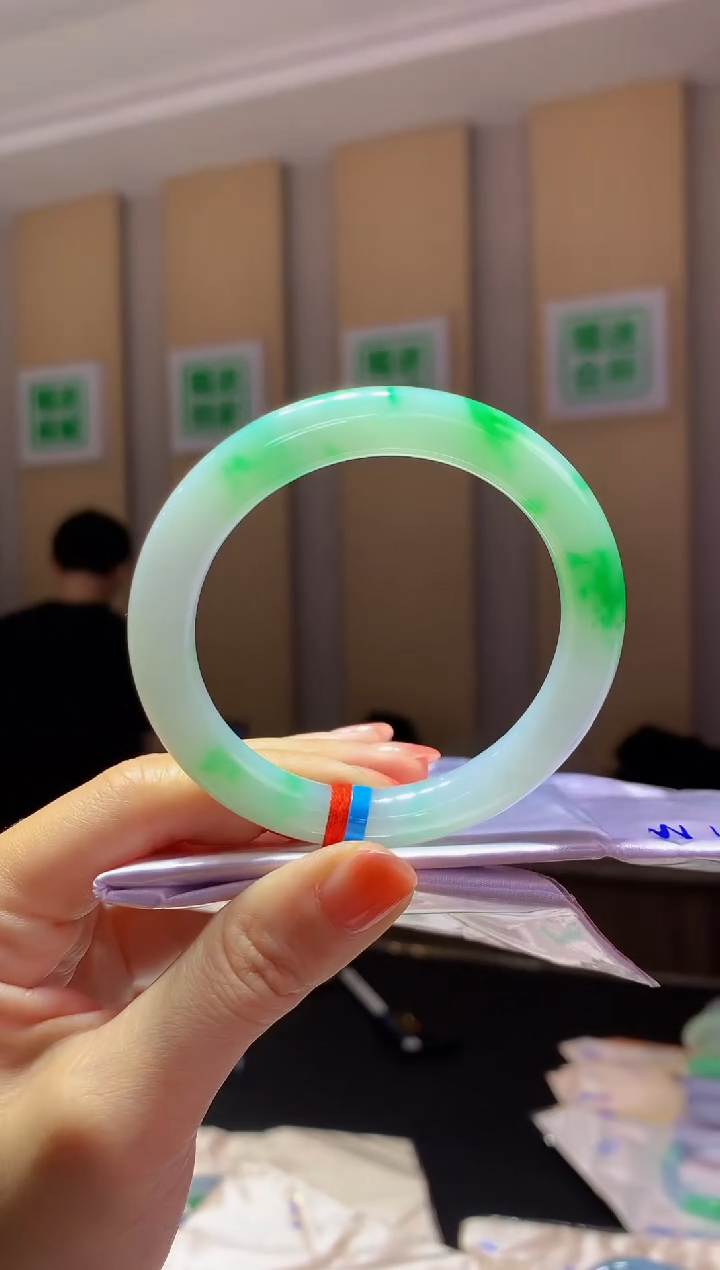 未镶嵌手镯翡翠- N113圈口 55.4全款10万 定金2万