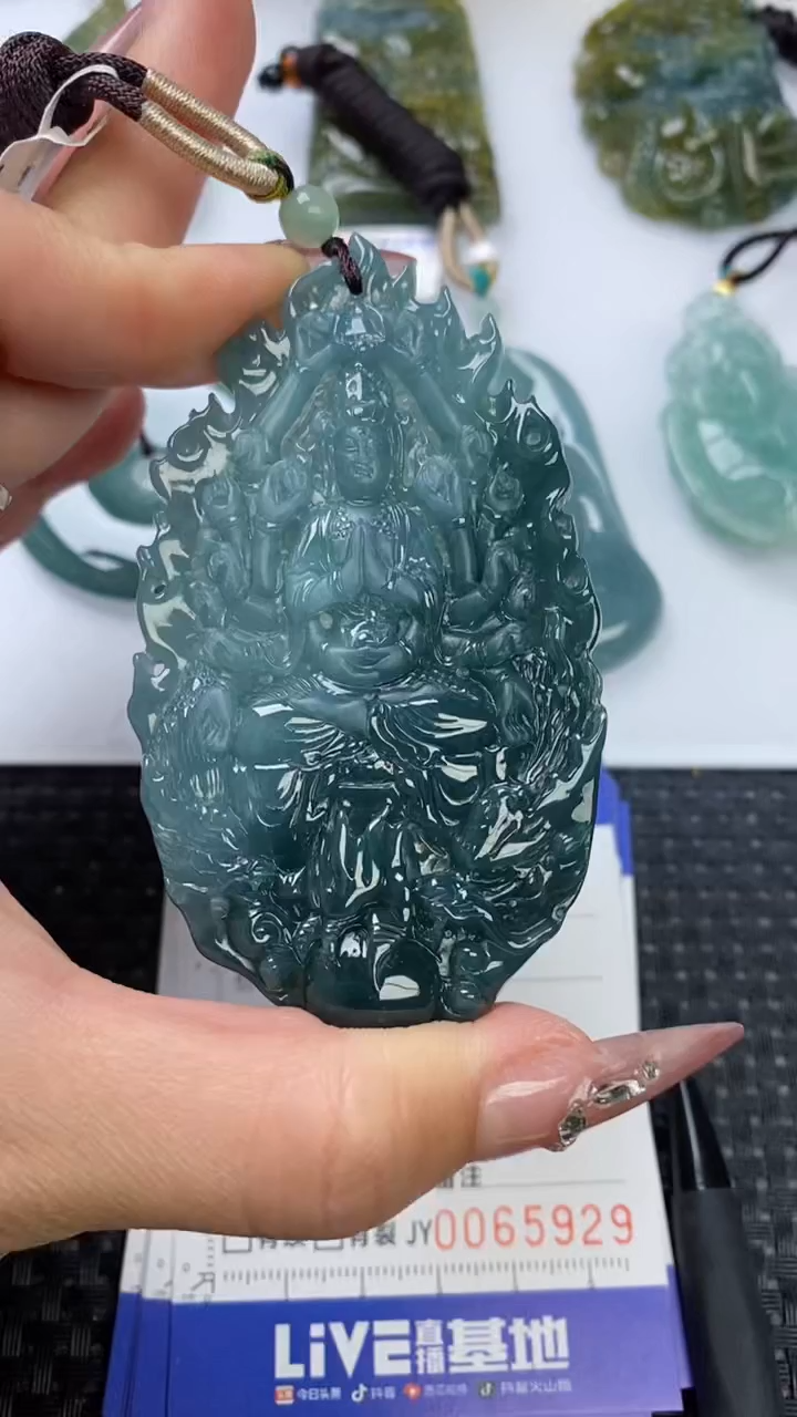 【闪购商品】翡翠颈饰未镶嵌111111111111111