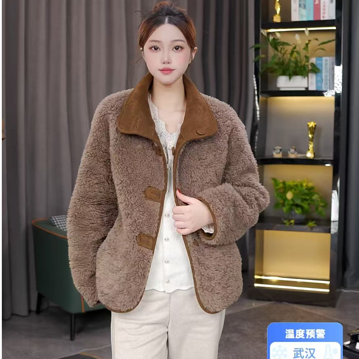 【YUEYUE】气质保暖网红羊毛轻奢两面穿女外套 010秋冬时尚短款