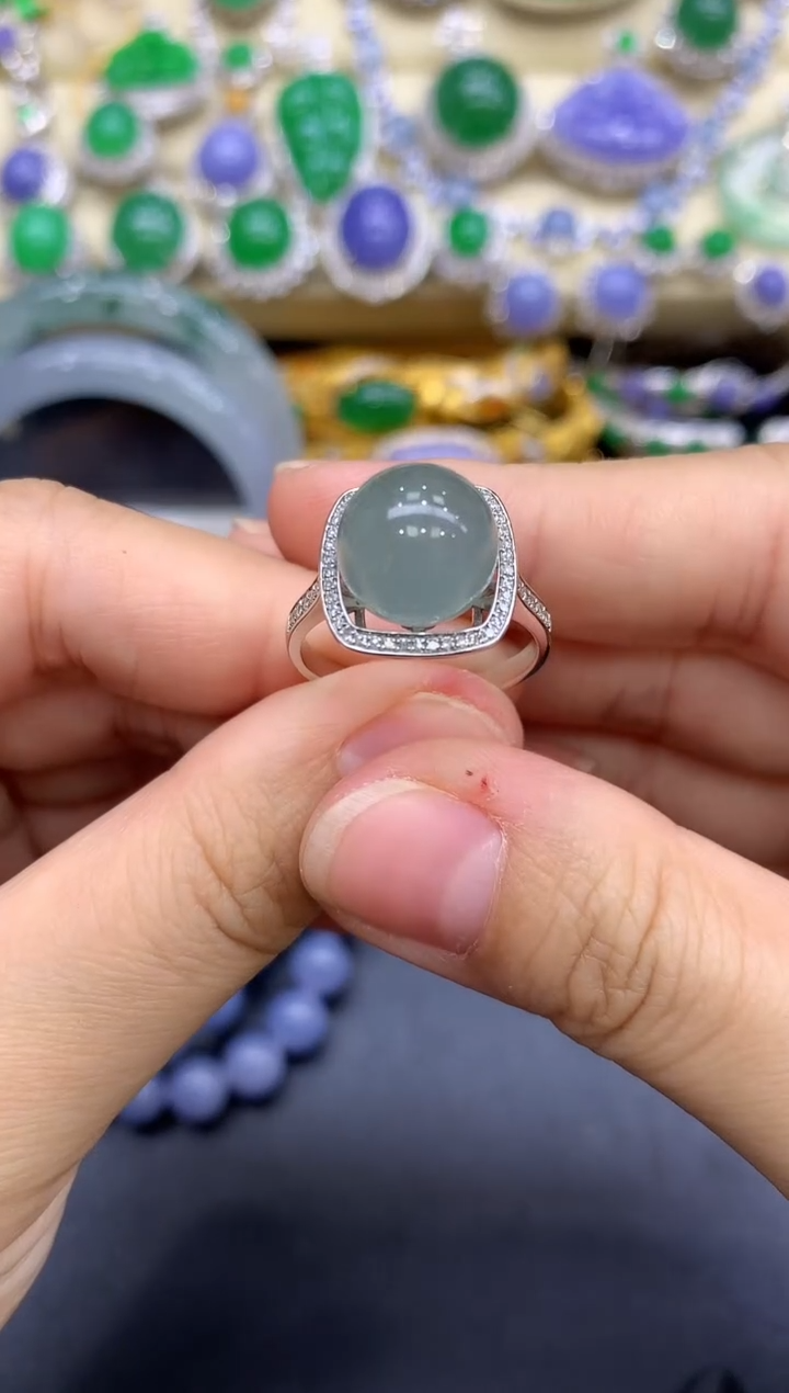 18K金镶嵌戒指翡翠242-中国好珍宝