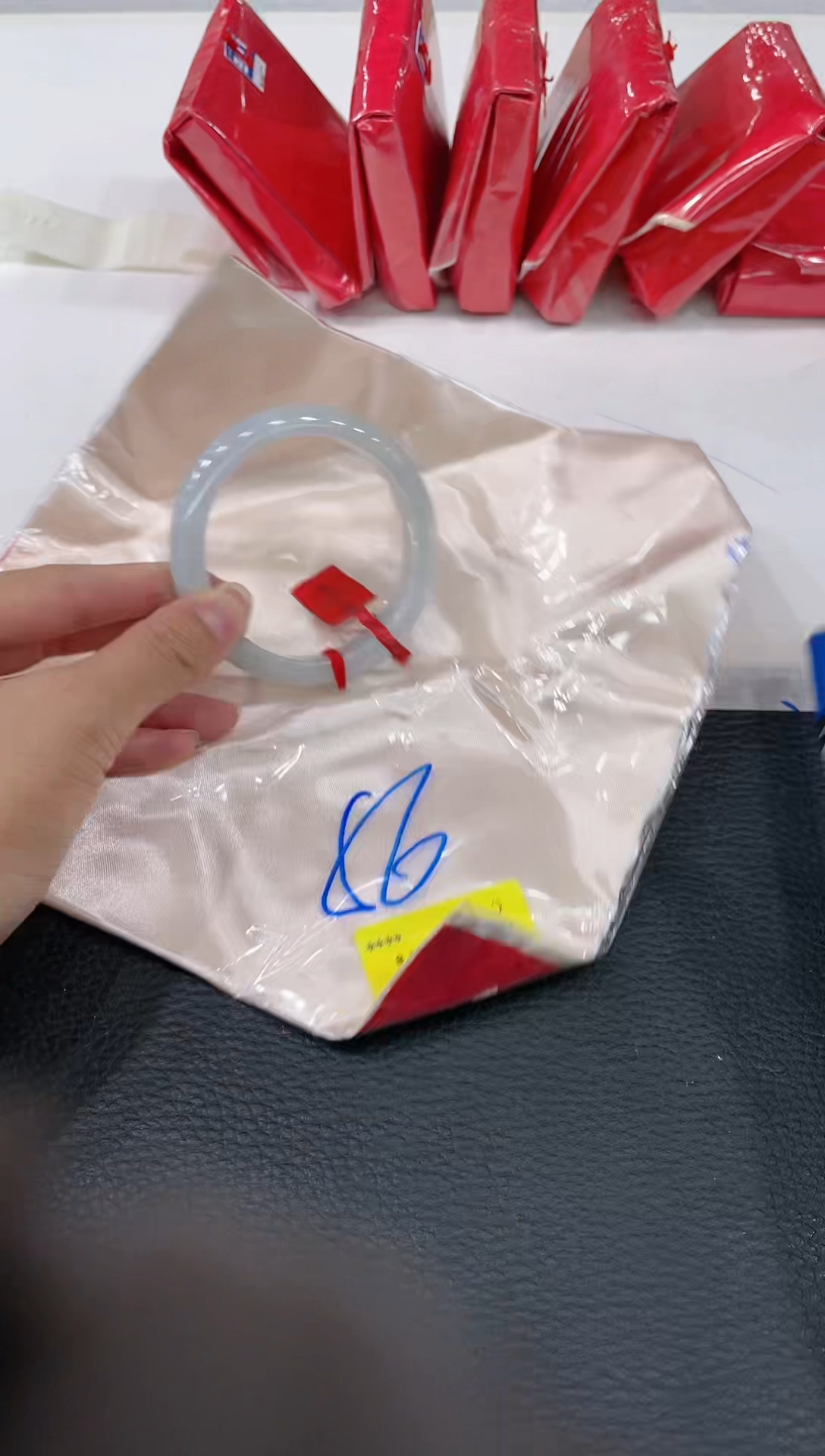 【闪购商品】翡翠手镯未镶嵌手镯