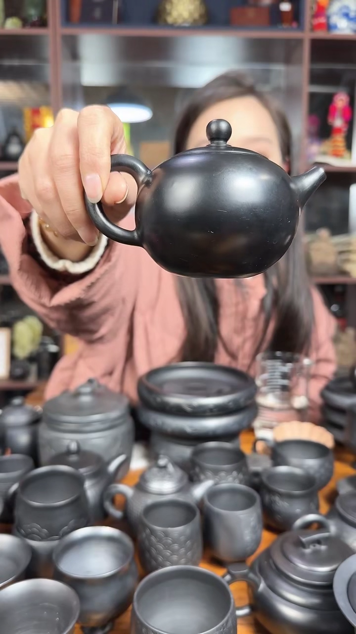 神农黑陶精品西施壶