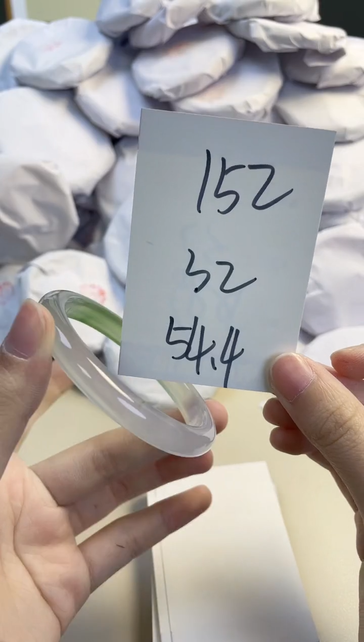【闪购商品】玛瑙/玉髓手镯未镶嵌152