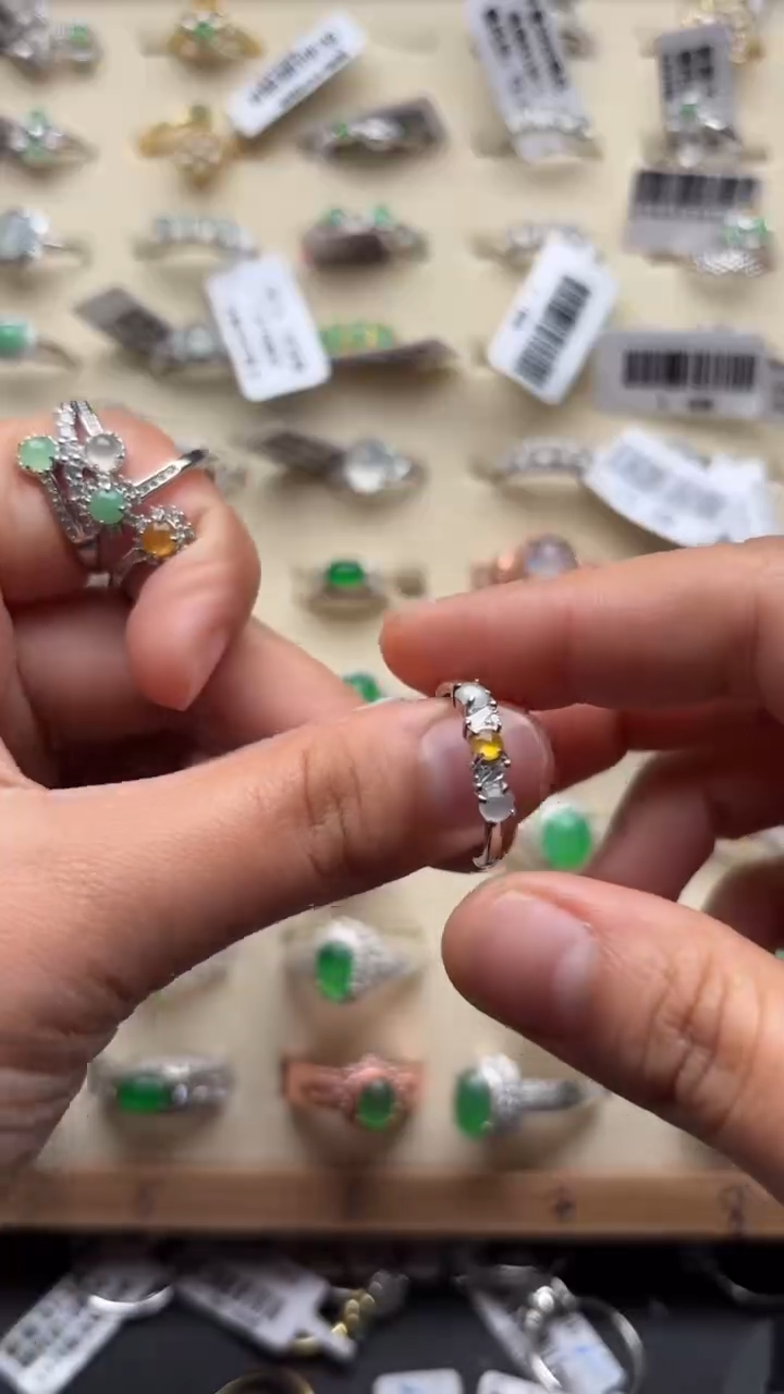 【闪购商品】翡翠戒指银S925镶嵌缅甸A货翡翠S925银镶嵌