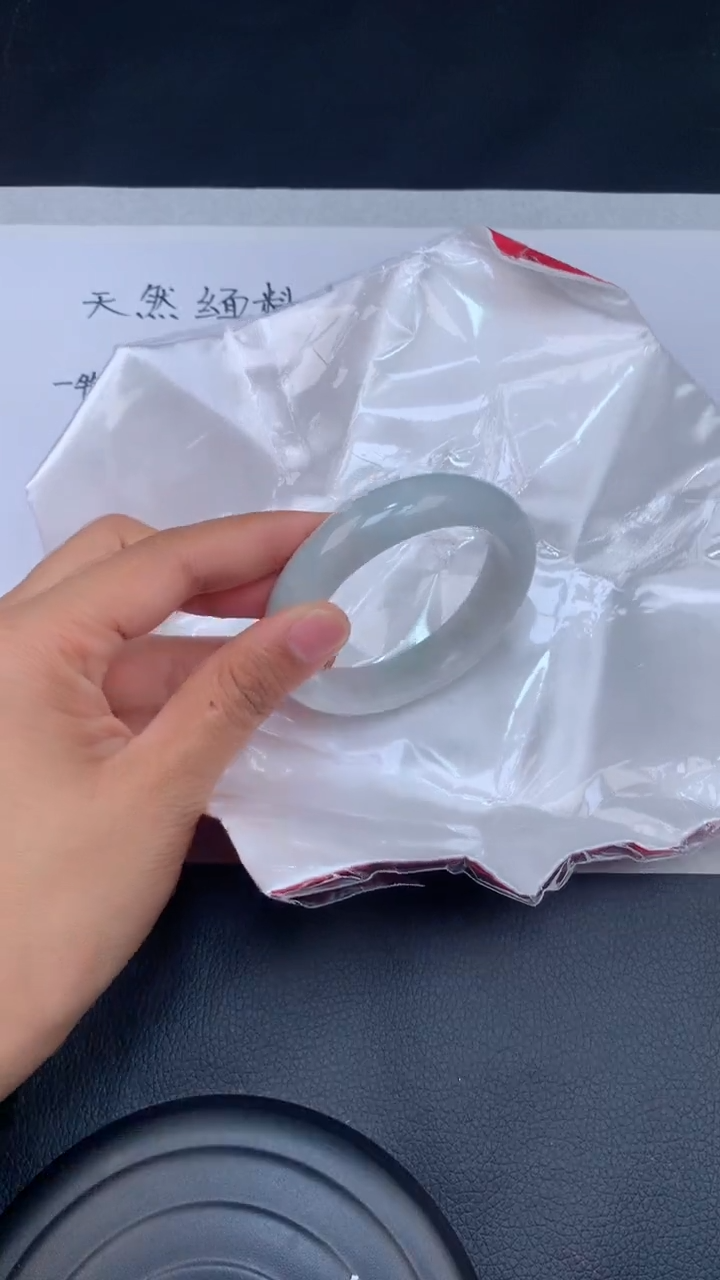 【闪购商品】翡翠手镯未镶嵌天然缅甸A货翡翠手镯