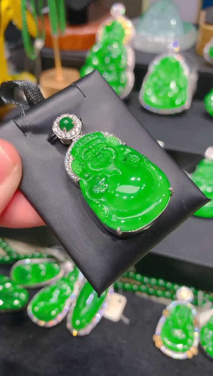 【闪购商品】翡翠颈饰银S925镶嵌73一季