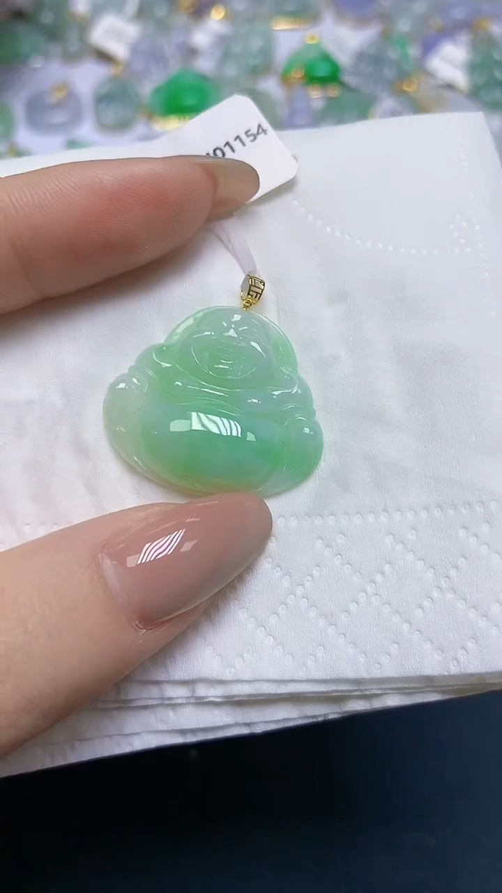 翡翠18K金镶嵌颈饰天然缅甸A货翡翠