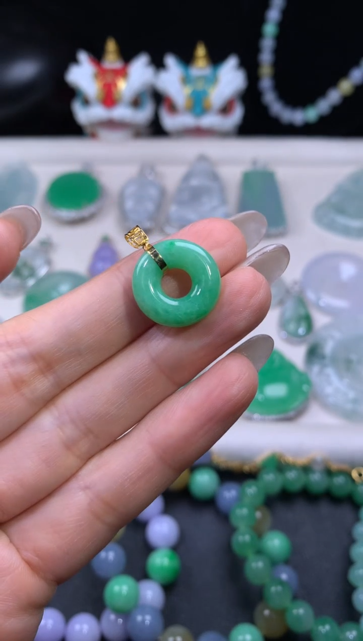 吊坠(不含链)18K金镶嵌翡翠 