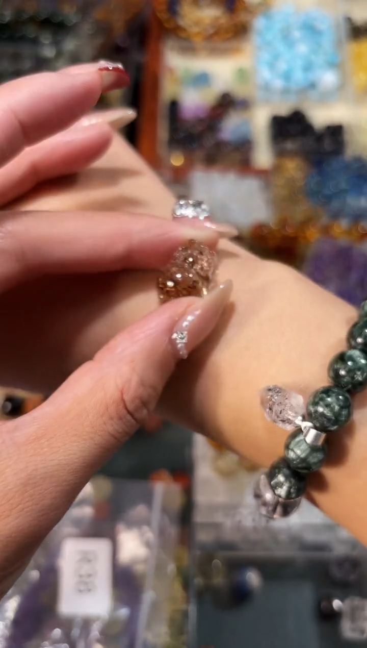 【闪购商品】水晶手串未镶嵌A13黑金超貔貅卡12
