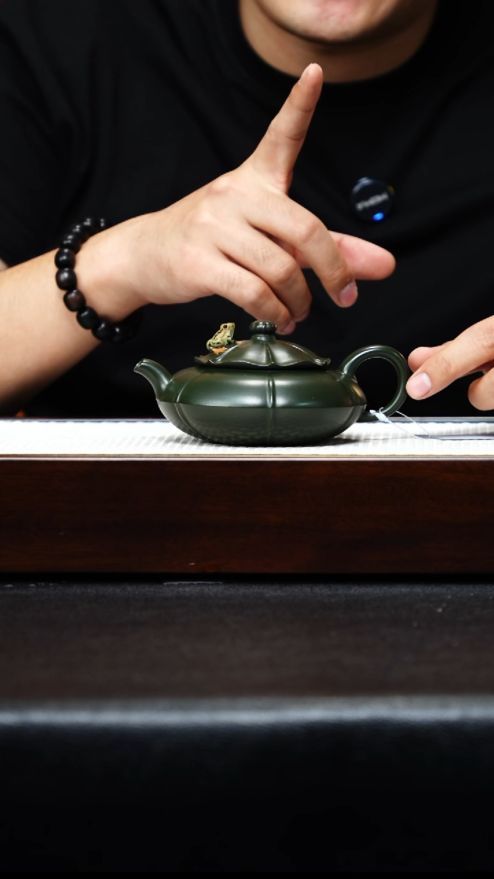 茶壶紫砂宜兴紫砂 青蛙莲子 绿泥 柳用江 h0882