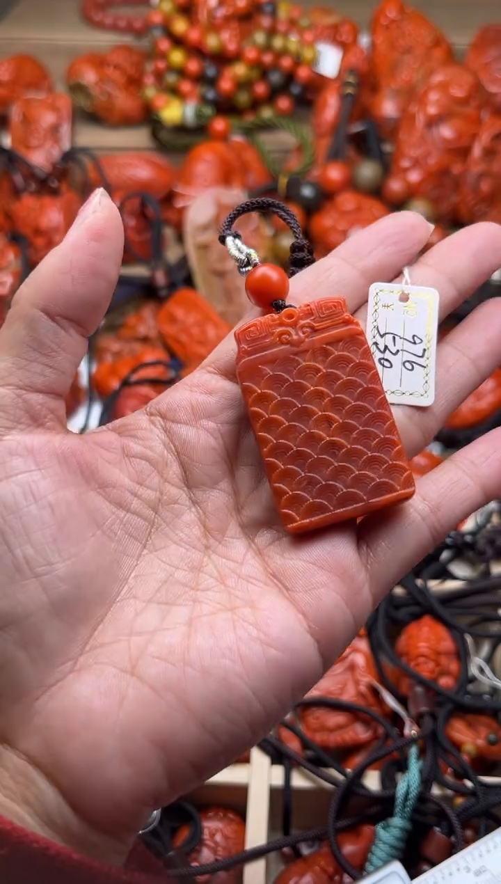 【闪购商品】南红玛瑙珠宝奇石合金976