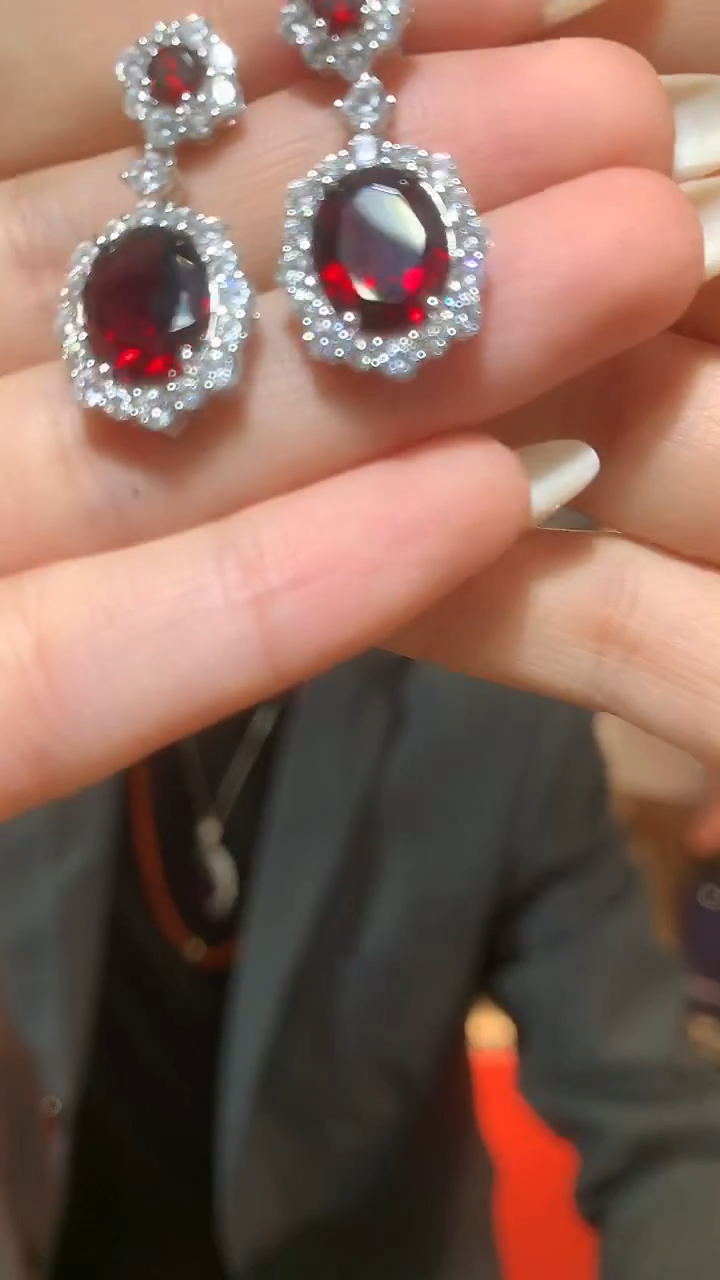 银S925镶嵌耳饰石榴石【宝石世家严选】
