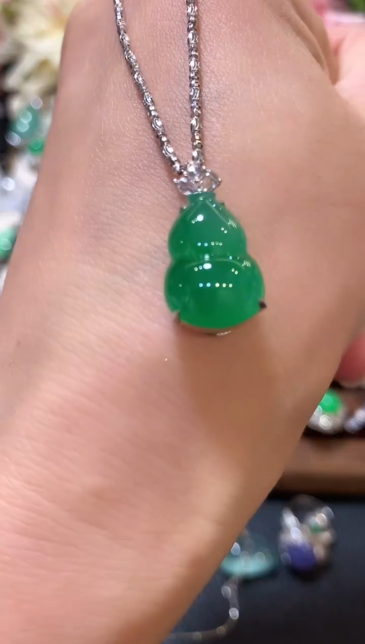 吊坠(不含链)18K金镶嵌翡翠m61  