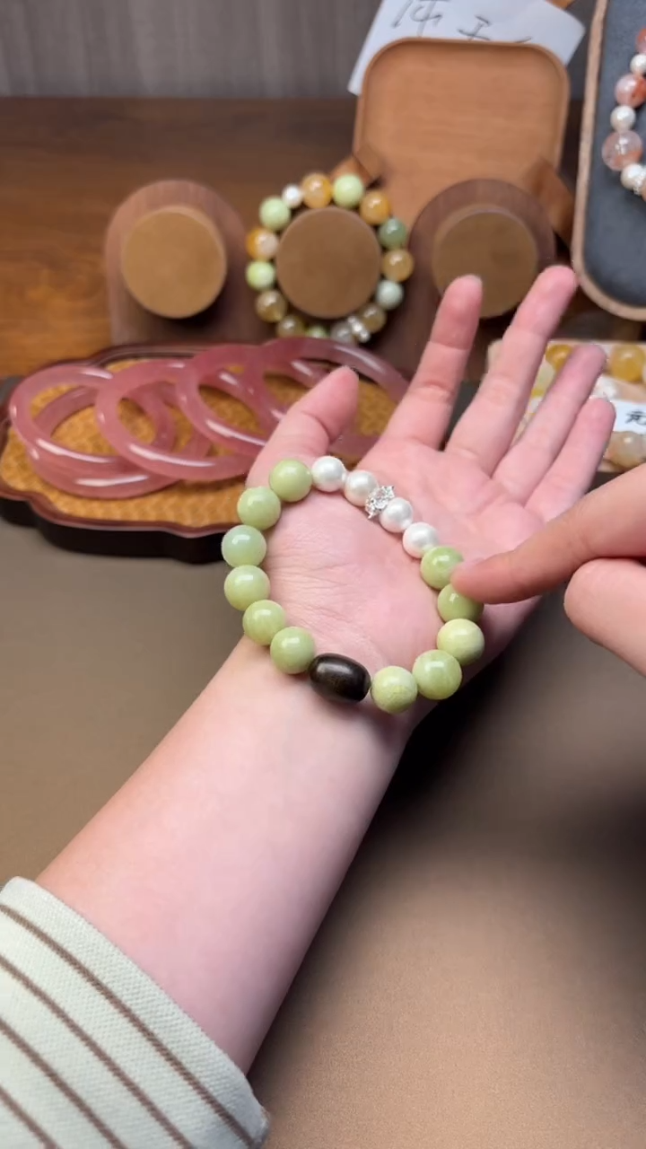 未镶嵌手串水晶1