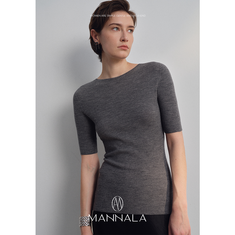 MANNALA丨“温线流”甄选120S 48支简约立体水波纹针织衫 Q4090