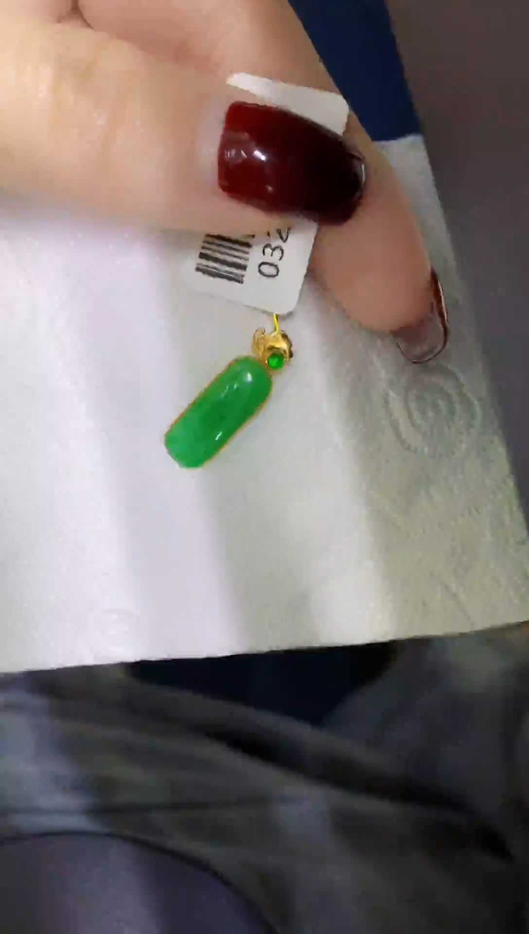 颈饰18K金镶嵌翡翠缅甸天然翡翠A货