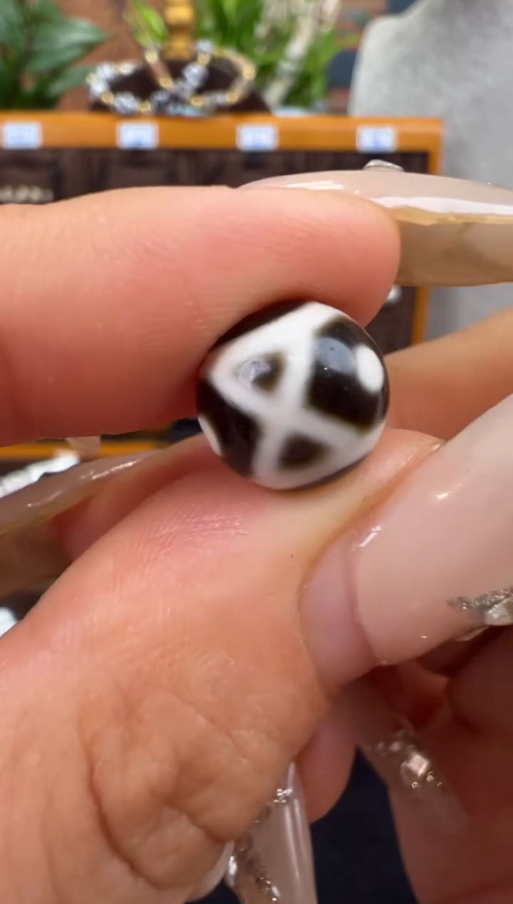 玛瑙/玉髓吊坠(不含链)未镶嵌4.微瑕