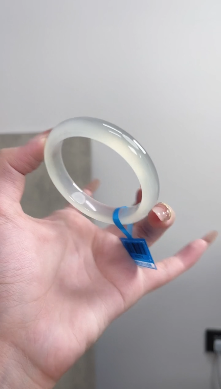 【闪购商品】玛瑙/玉髓手镯未镶嵌53-54圈