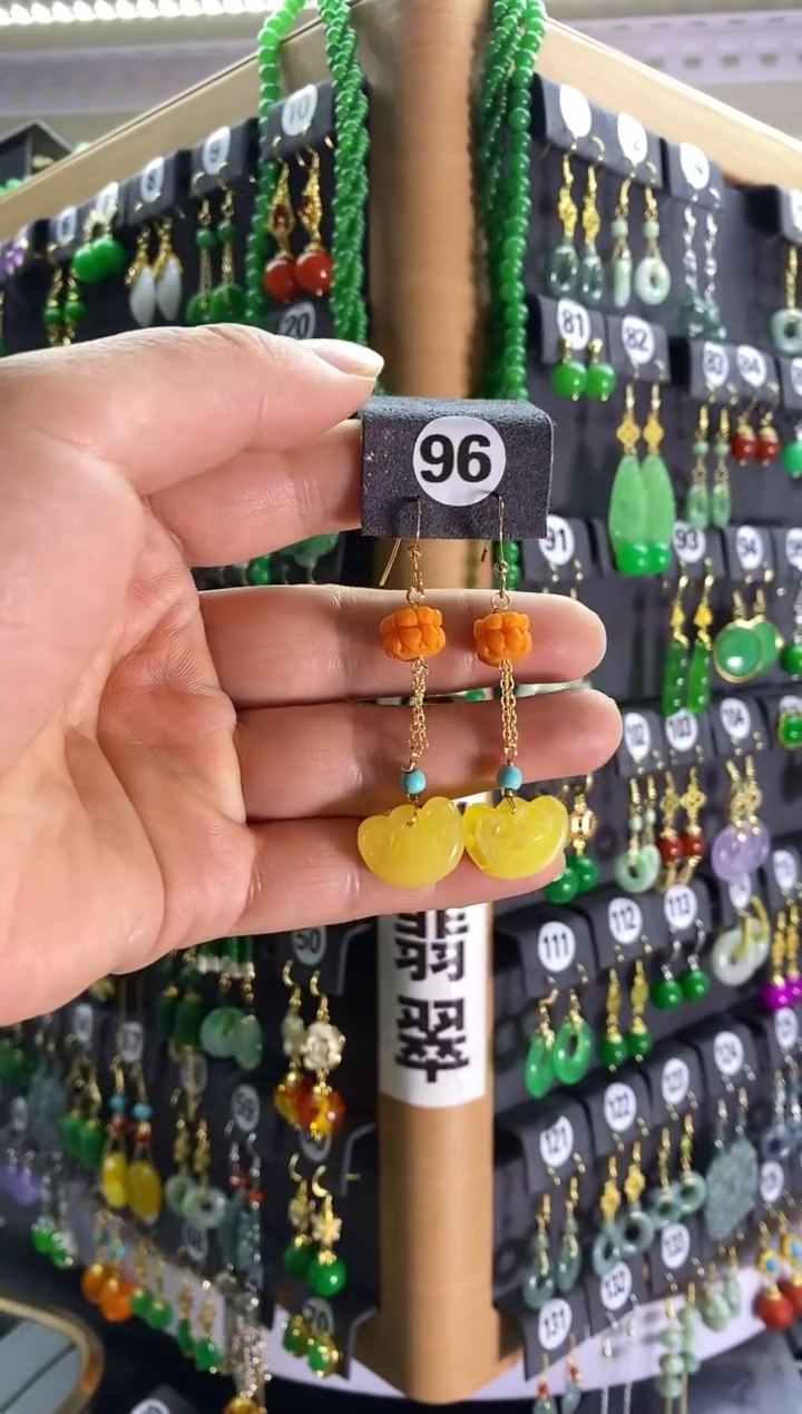 【闪购商品】蜜蜡耳饰银S925镶嵌96...