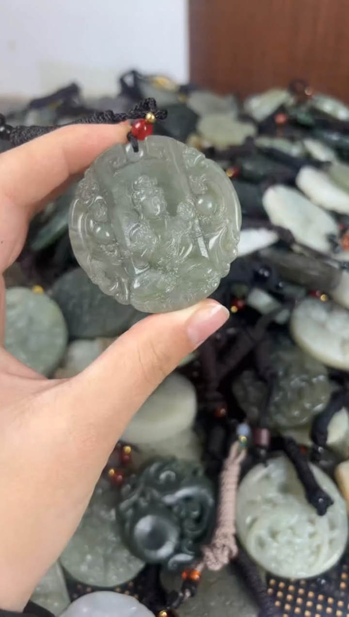 【闪购商品】和田玉颈饰未镶嵌1