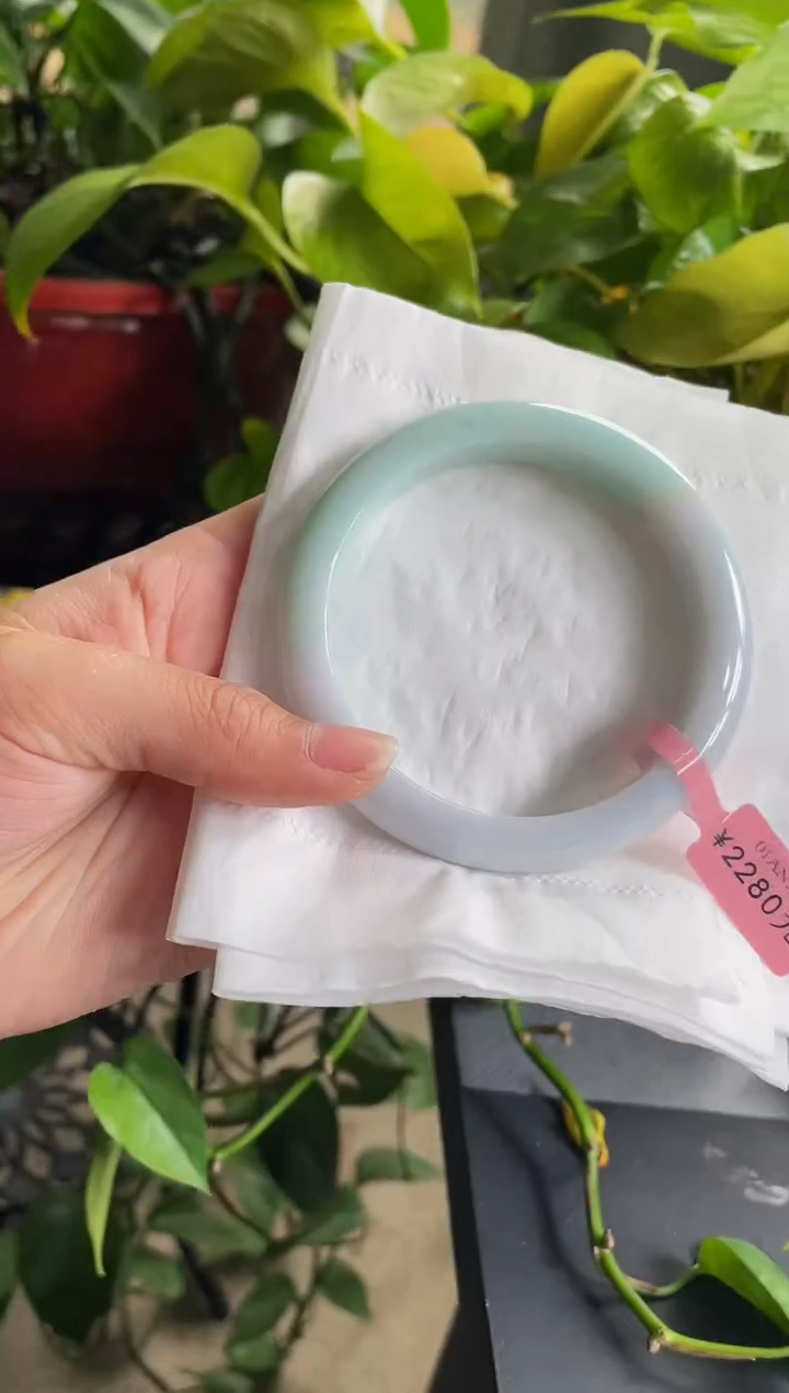 【闪购商品】翡翠手镯未镶嵌97手镯62.5