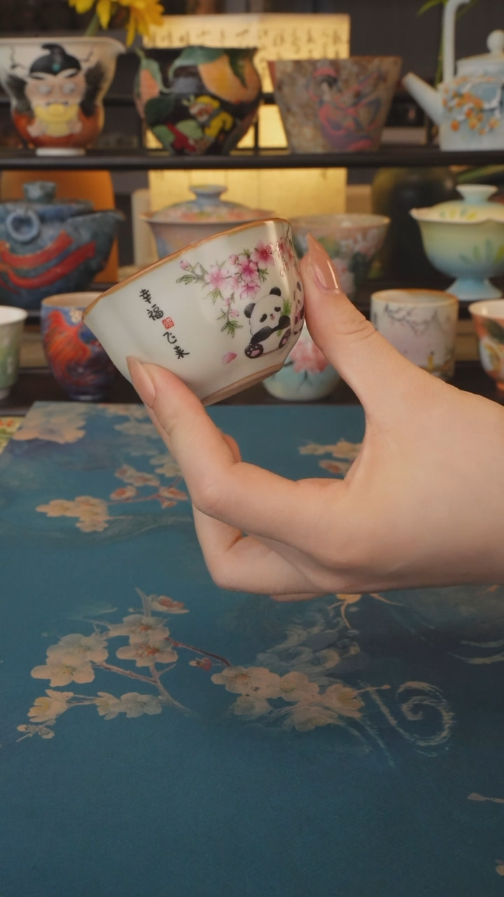 【闪购商品】福利品 幸福花口杯带开片