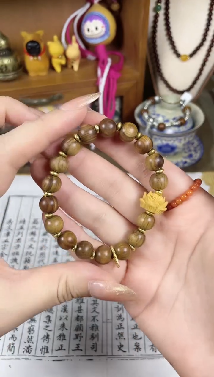 非洲檀香手串/手链菩提木质玉石手串/多发性其一/不带盒子