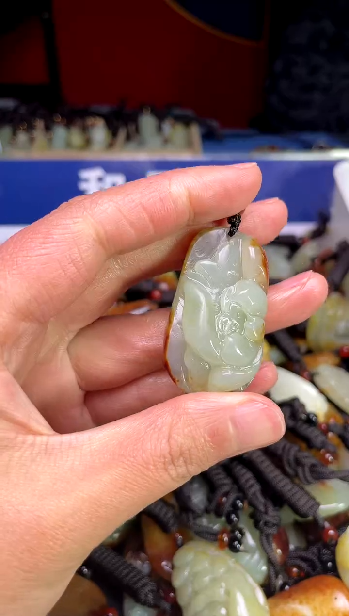 【闪购商品】和田玉颈饰未镶嵌1