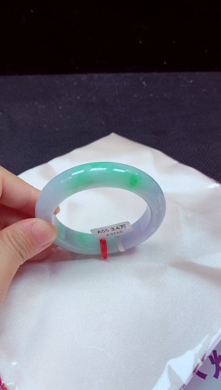 【闪购商品】翡翠手镯未镶嵌手镯55