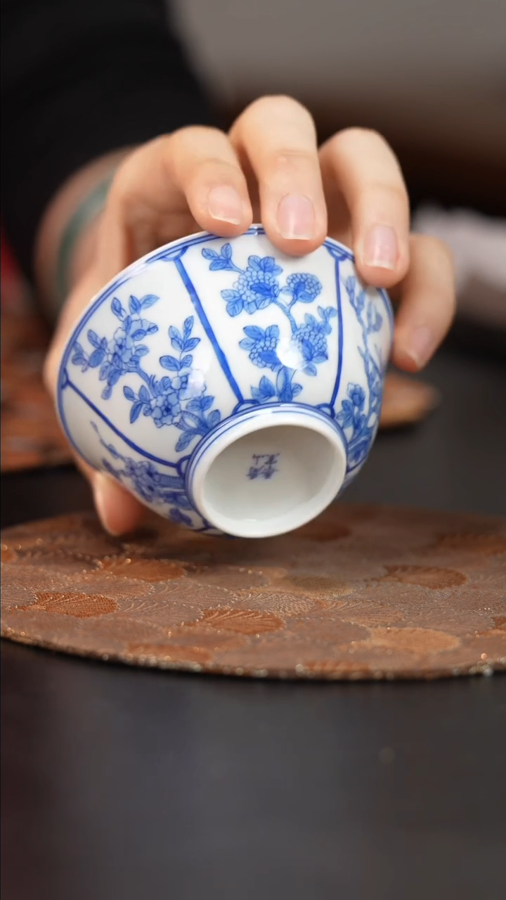 【闪购商品】杯看山柴窑青花开窗