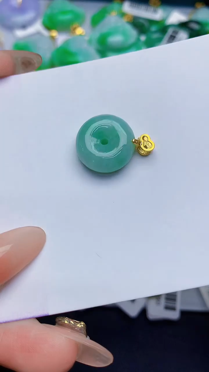 颈饰未镶嵌翡翠缅甸天然翡翠A货