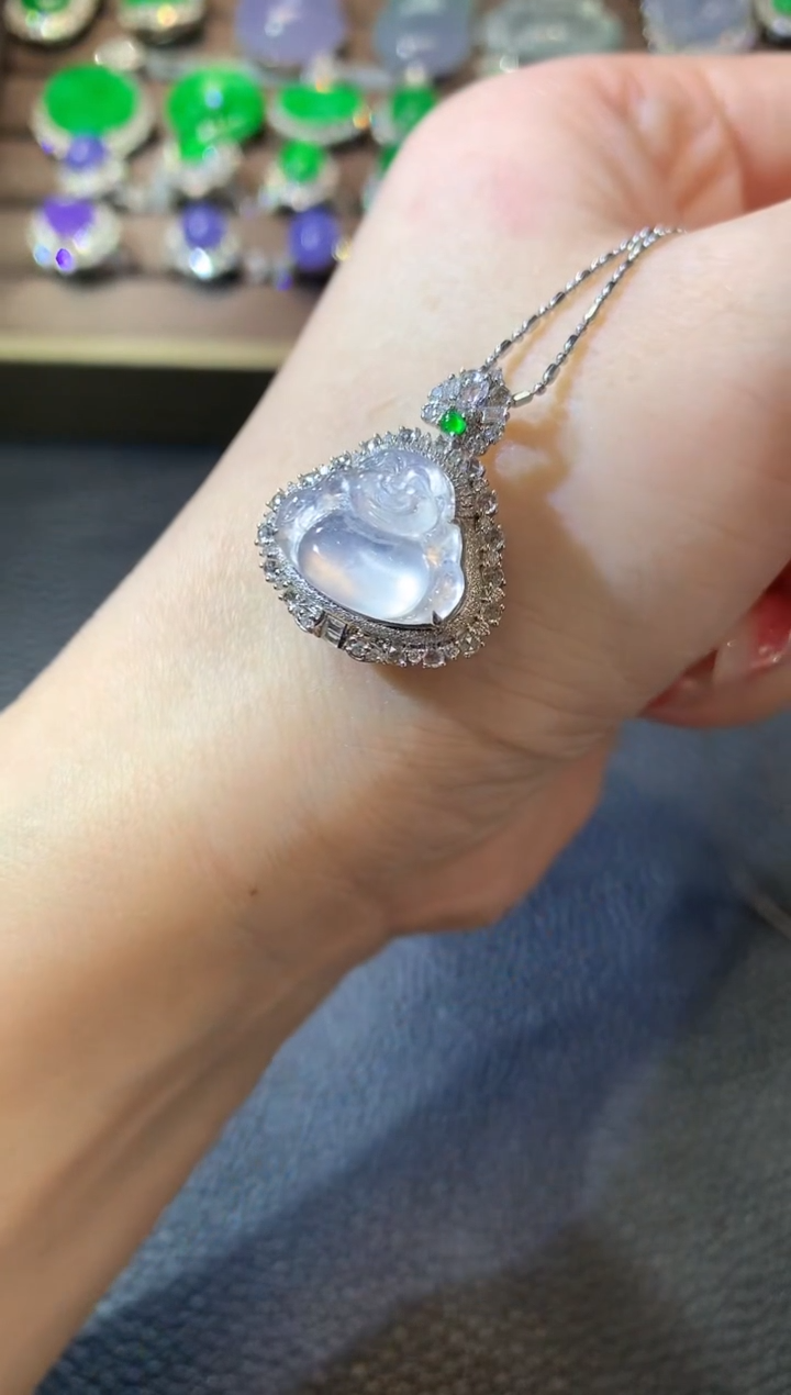 【闪购商品】翡翠吊坠(不含链)18K金镶嵌C21