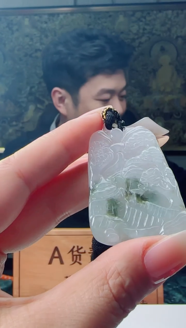 【闪购商品】翡翠颈饰未镶嵌111111111