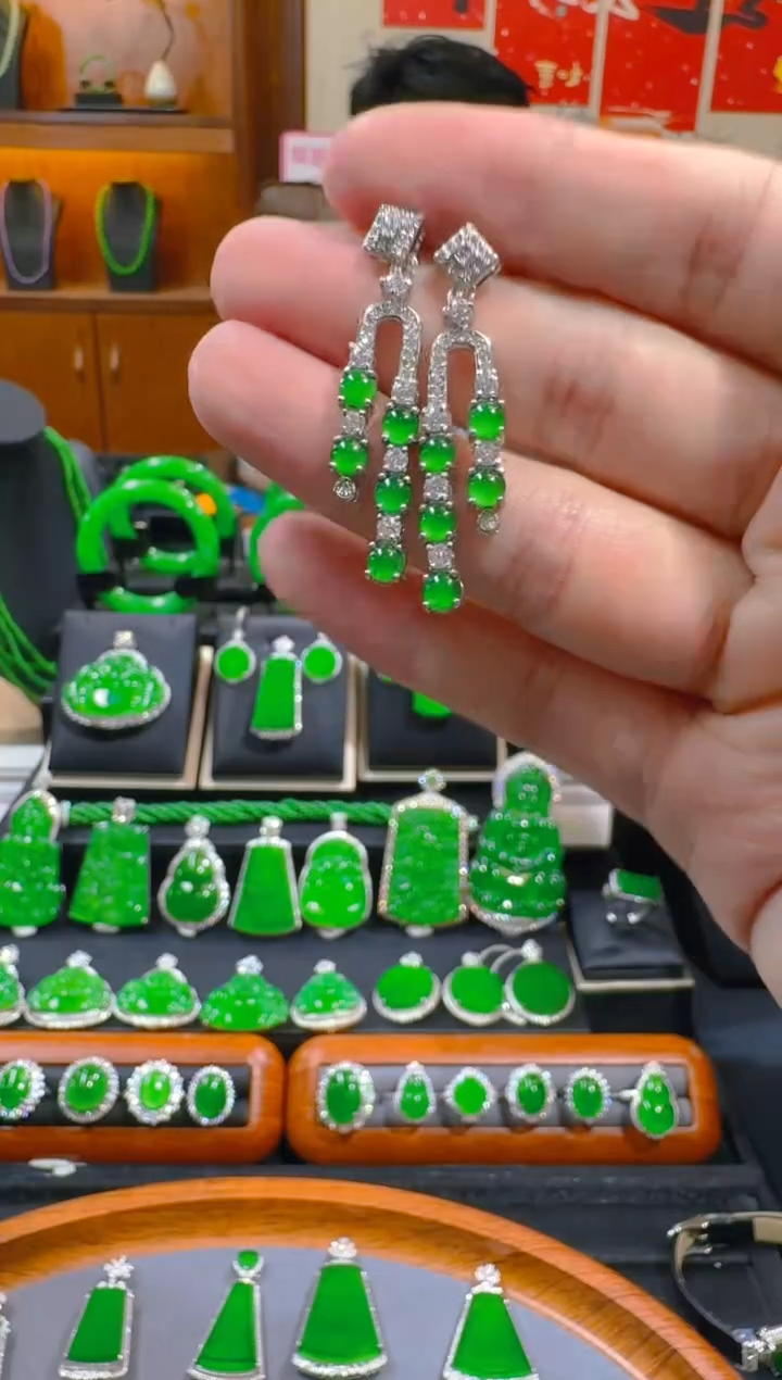 翡翠未镶嵌耳饰天然a货翡翠