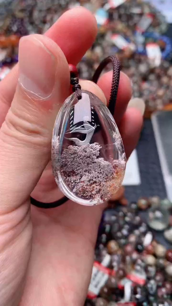 【闪购商品】水晶吊坠(赠链)未镶嵌239