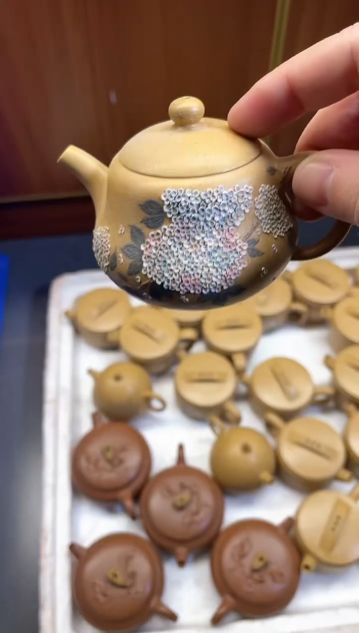 【闪购商品】紫砂茶壶黄金段葫芦绣球花