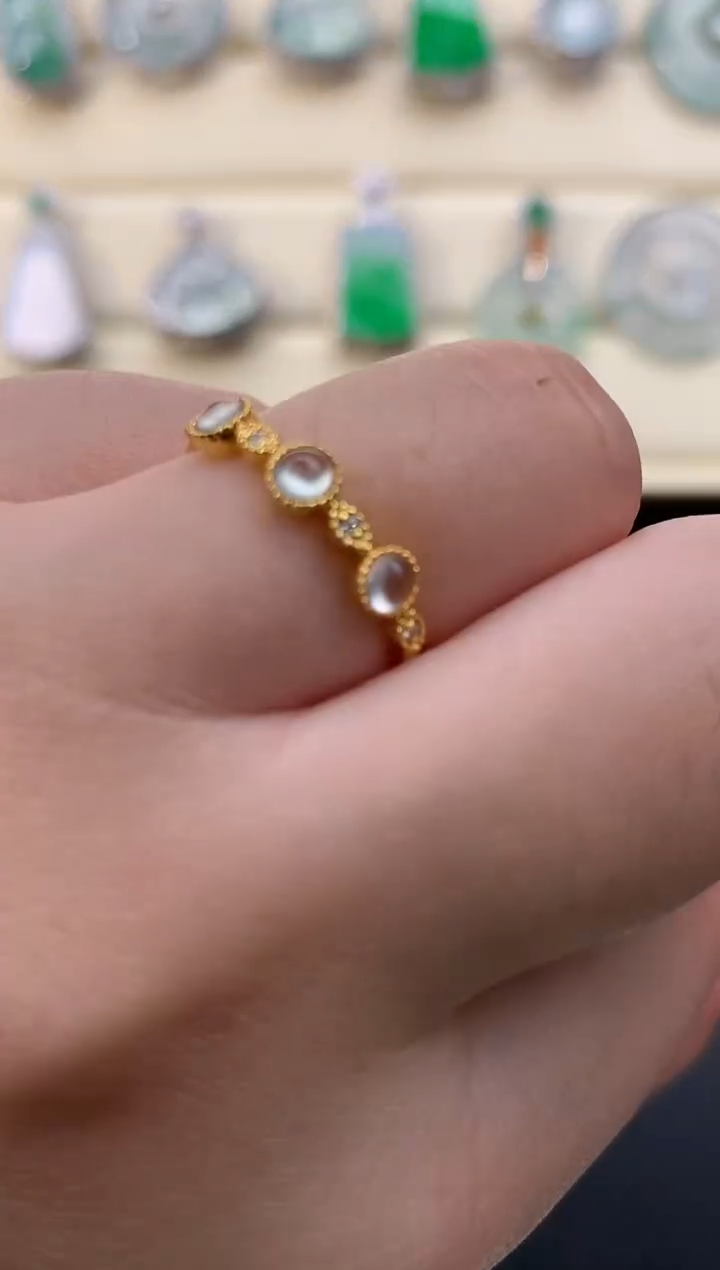 【闪购商品】翡翠颈饰18K金镶嵌W663     